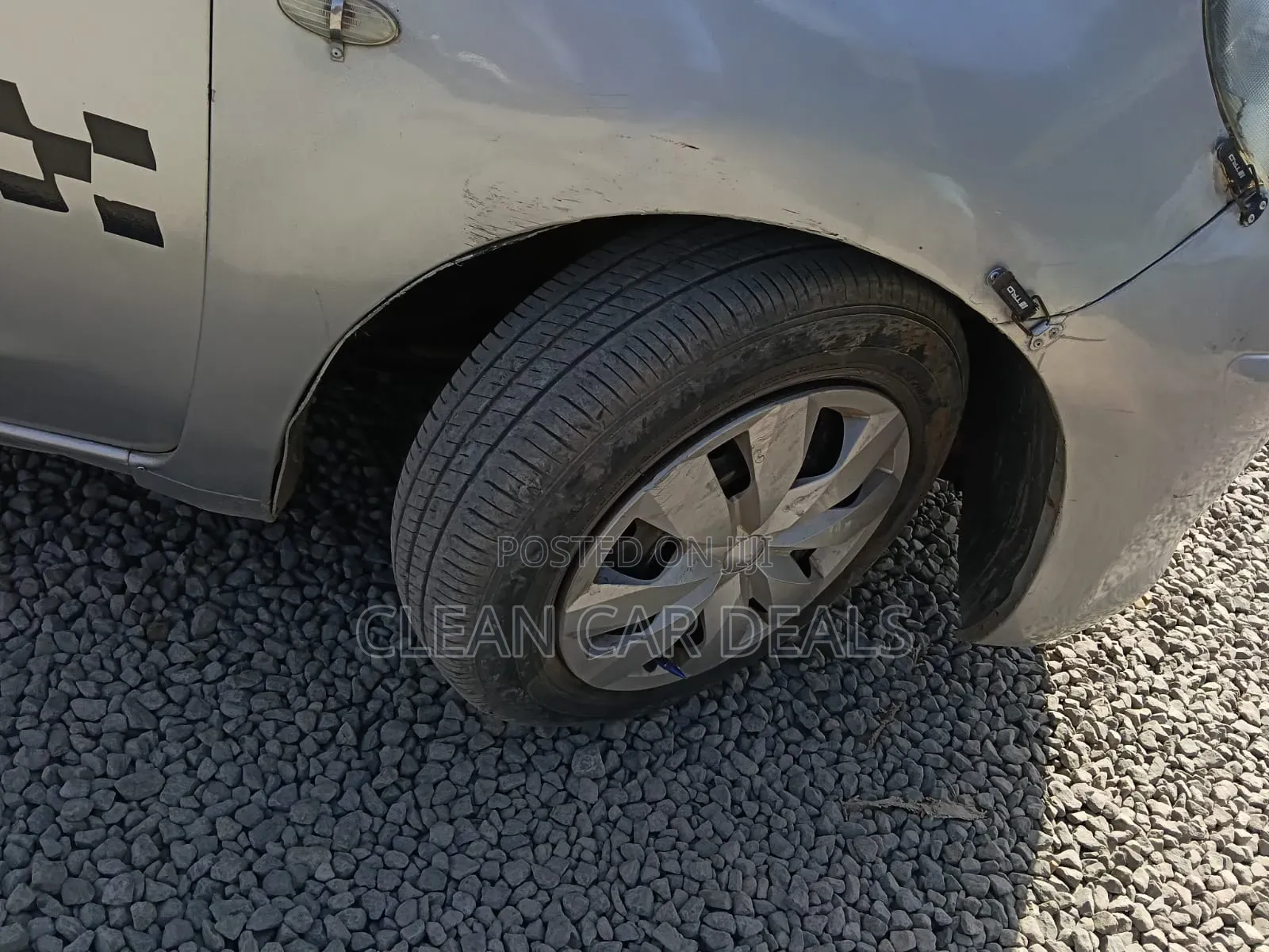 Nissan March 2011 Silver