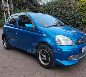 Toyota Vitz 1.3 FWD 5dr 2004 Blue