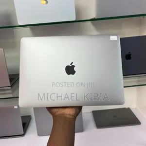 Laptop Apple MacBook Pro 2020 M1 8GB Apple M1 SSD 2T