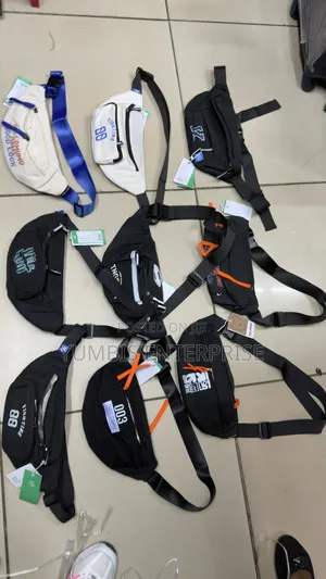 Spacious Multi Pockets Fanny Waist Bags @550