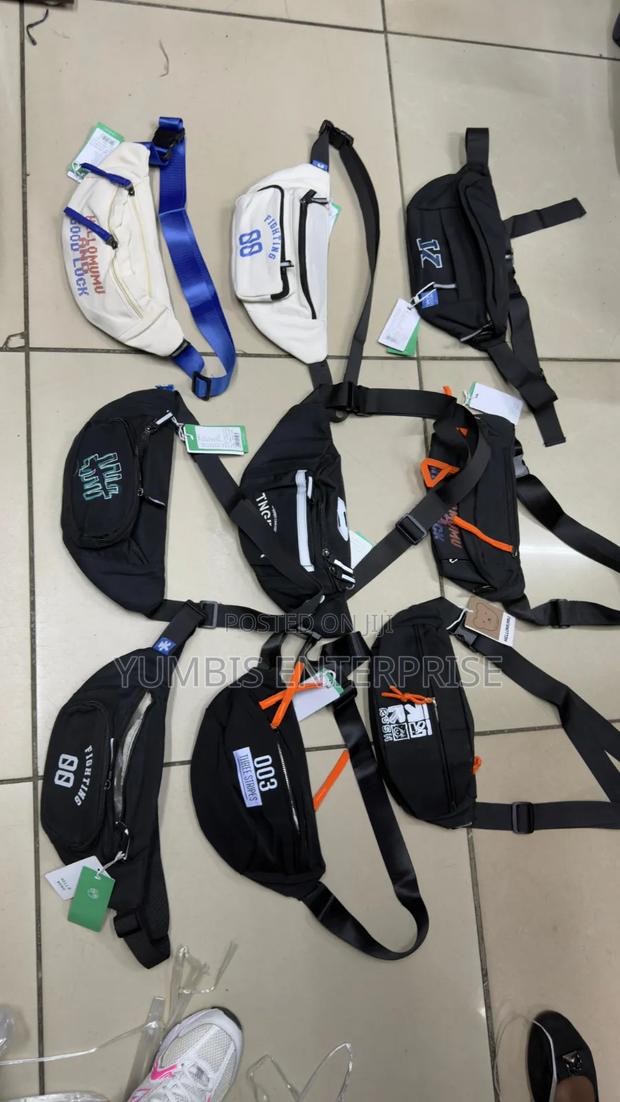 Spacious Multi Pockets Fanny Waist Bags @550 - thumbnail 2