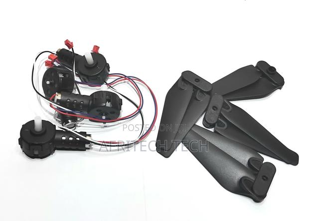 E88/E99 MiniDrone 2 Motor + 2 Propeller - thumbnail 2