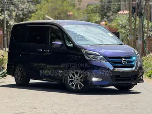 Nissan Serena 2019 Blue