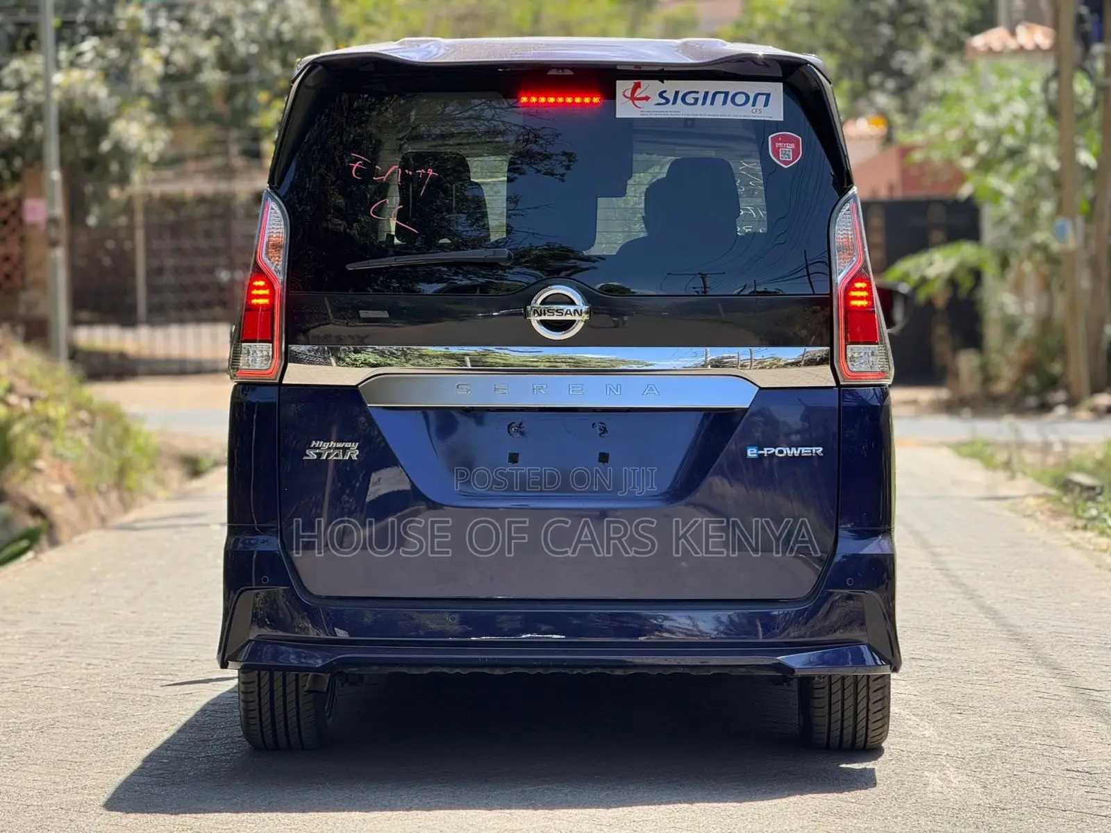 Nissan Serena 2019 Blue
