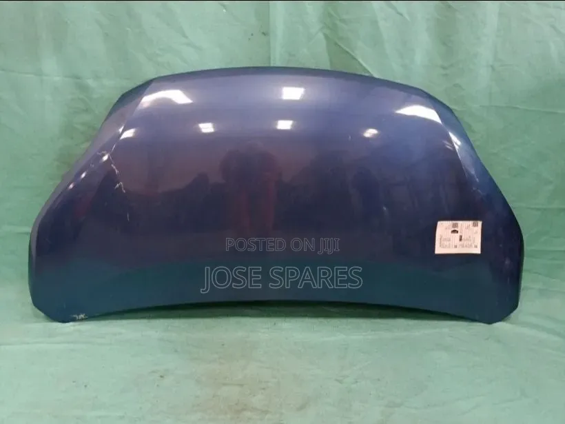 Nissan Serena Bonnet