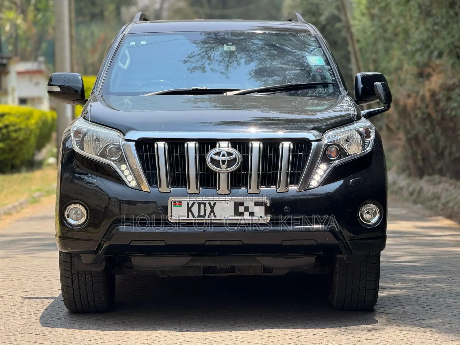 Toyota Land Cruiser Prado 2016 Black
