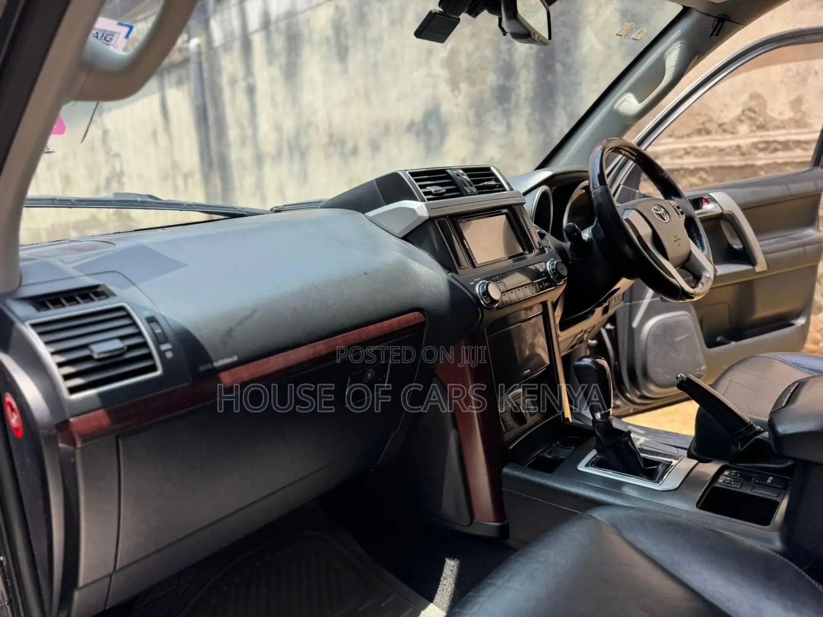 Toyota Land Cruiser Prado 2016 Black