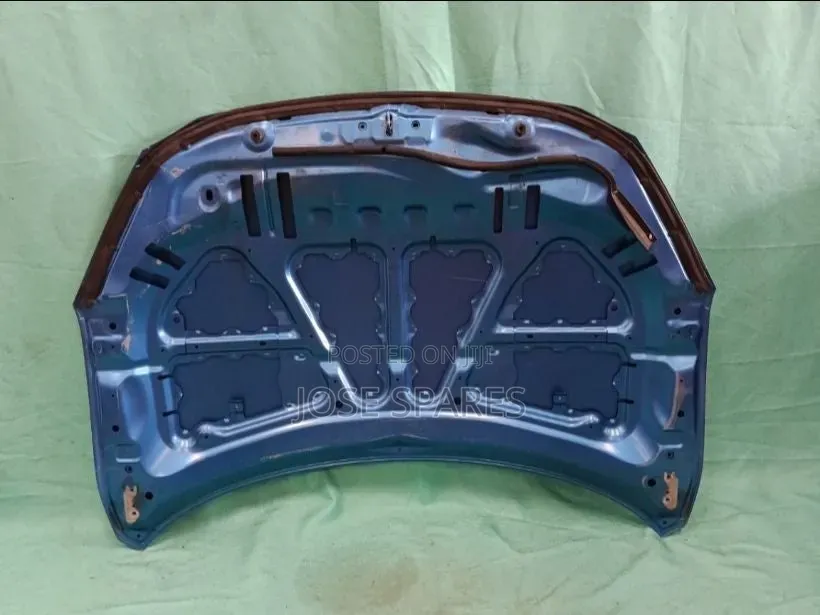 Mazda Demio Dj Bonnet