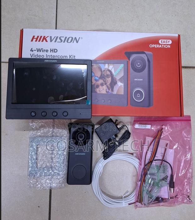 Hikvision DS-KIS213 4-Wire Video Intercom Doorbell Kit With 7-Inch LCD