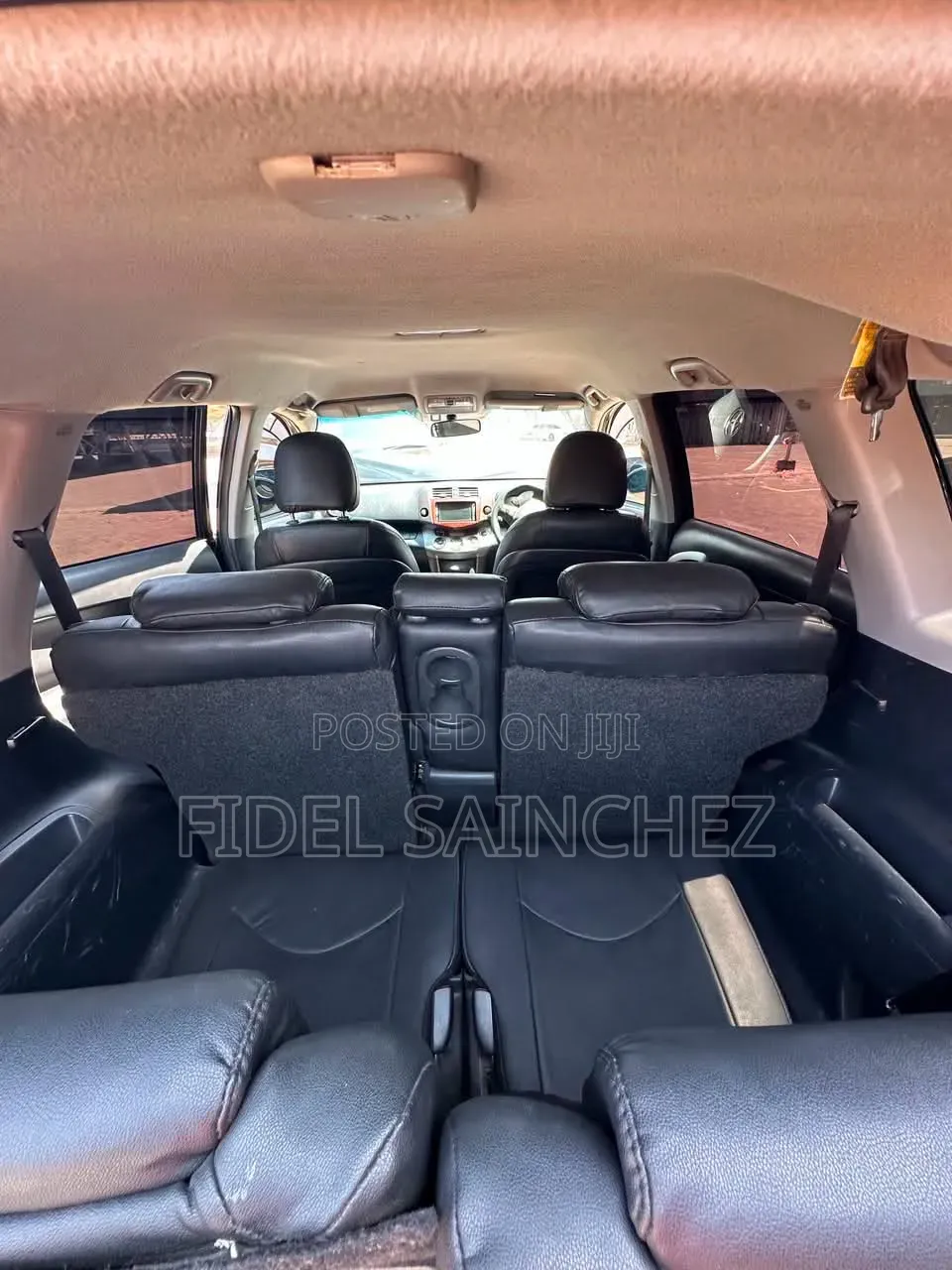 Toyota Vanguard 2010 Black