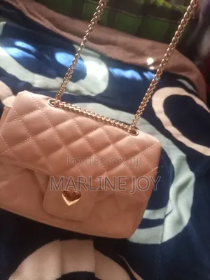 Stylist Pink Shoulder Bag-Elegant and Casual Handbag