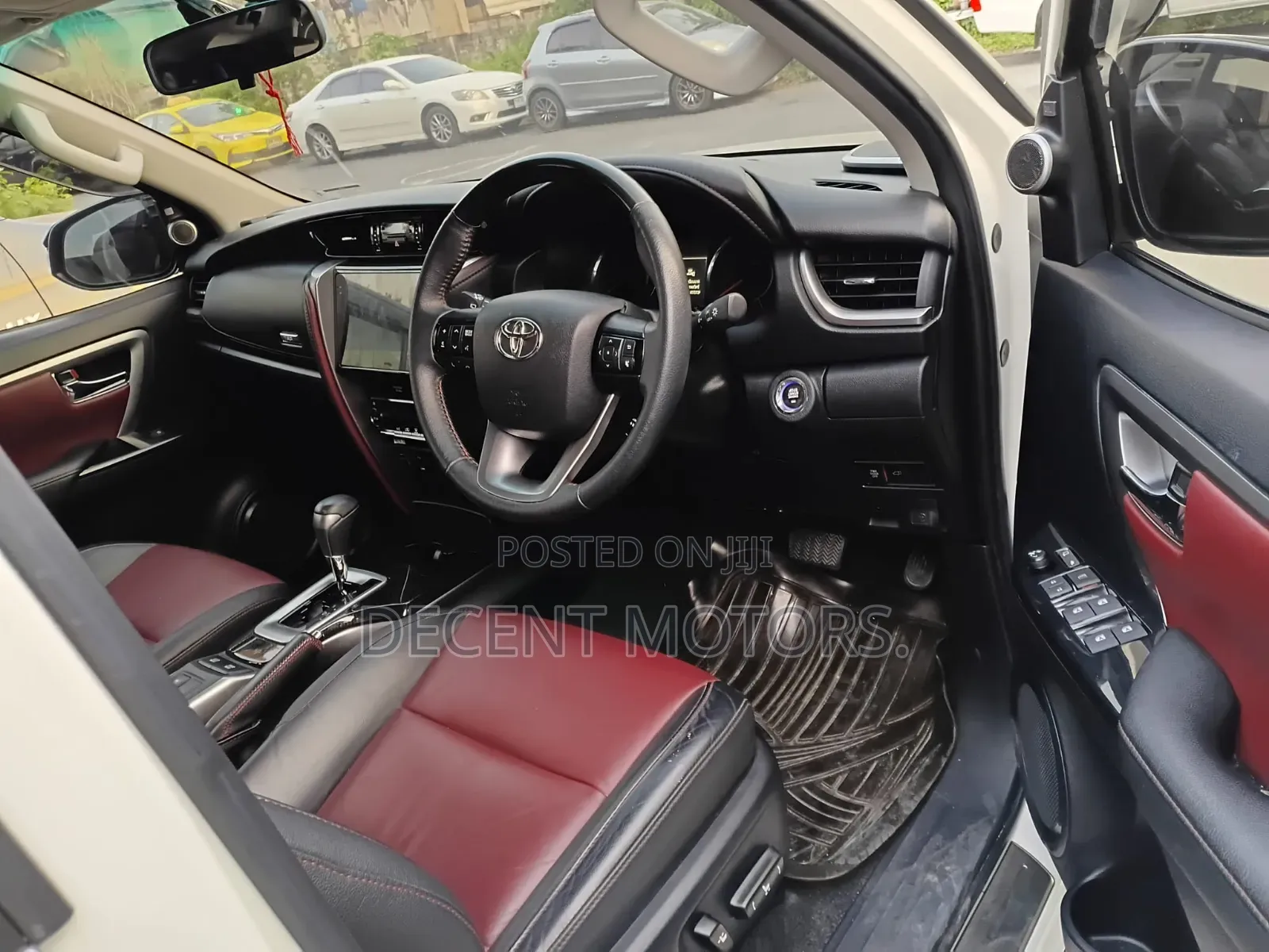 Toyota Fortuner 2.4 D AWD 2020 White