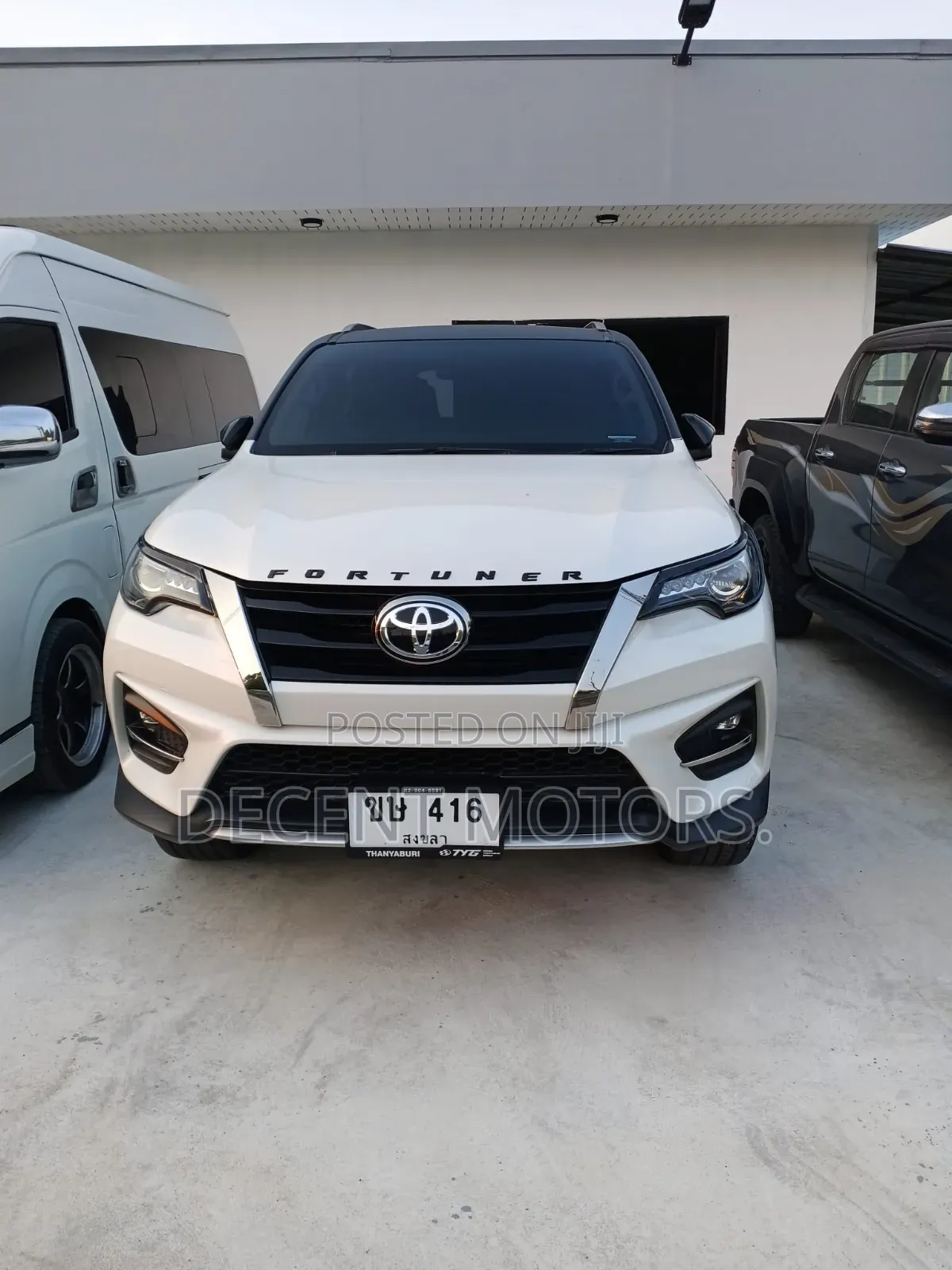 Toyota Fortuner 2.4 D AWD 2020 White