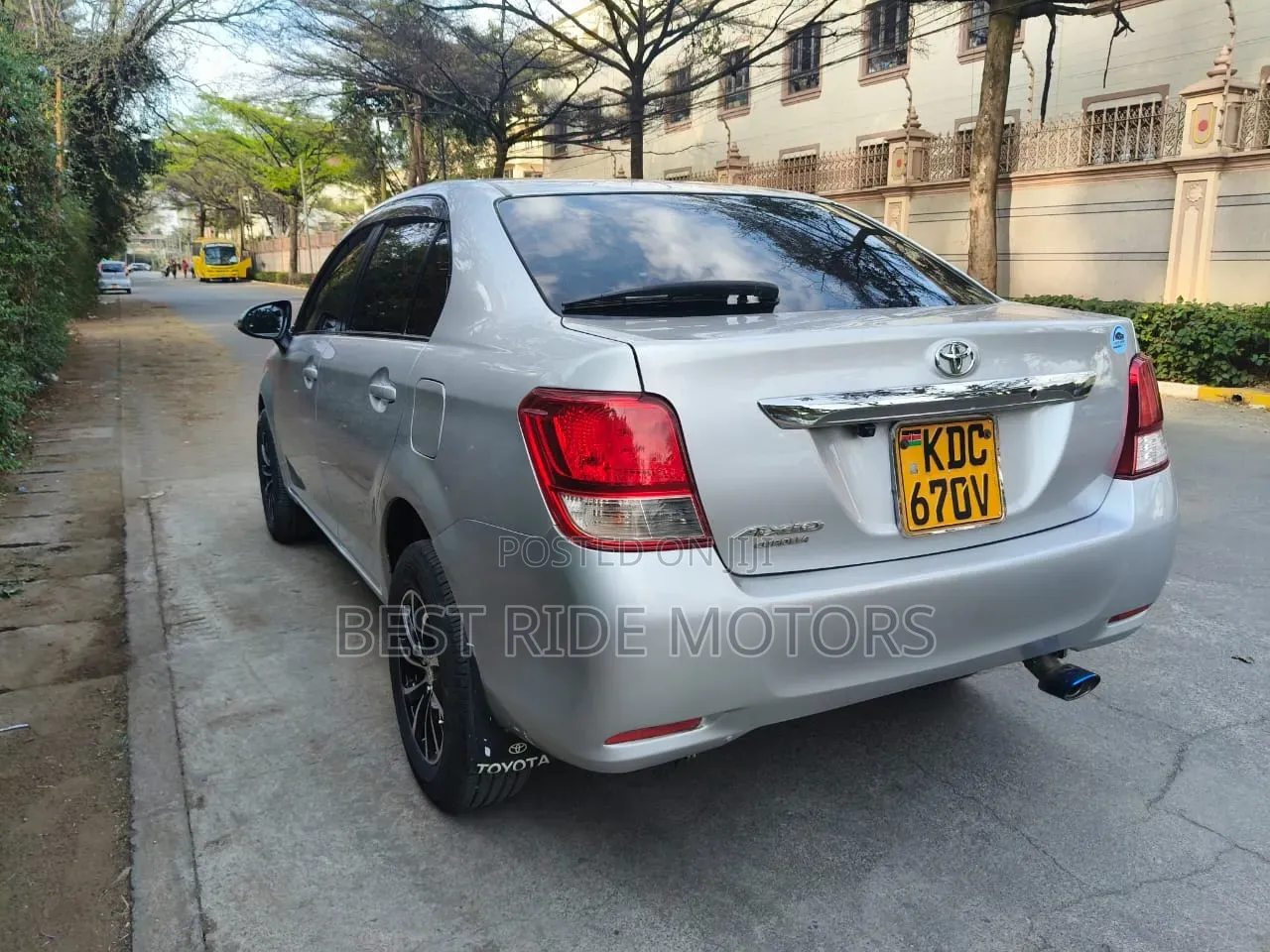 Toyota Axio 1.5 X 2WD 2014 Silver