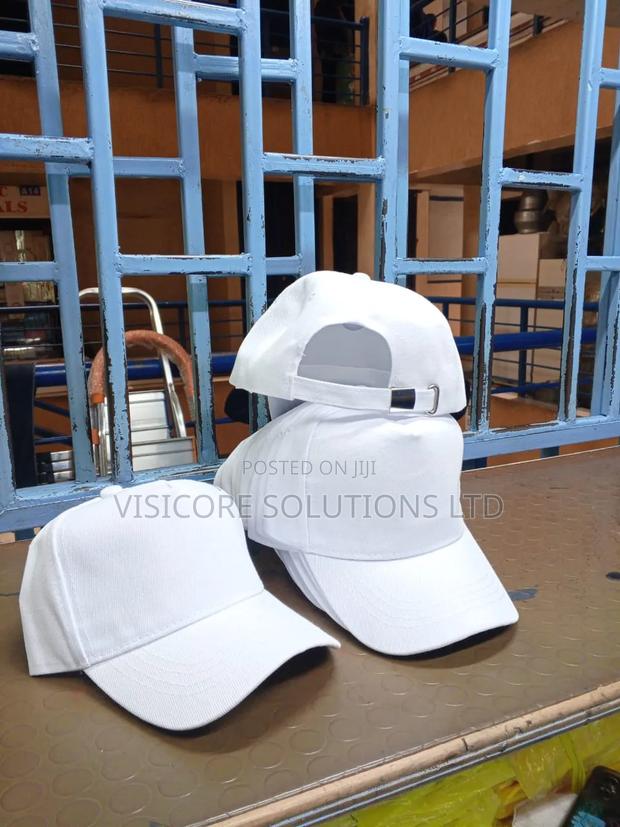 5panel Caps Different Colours - thumbnail 2