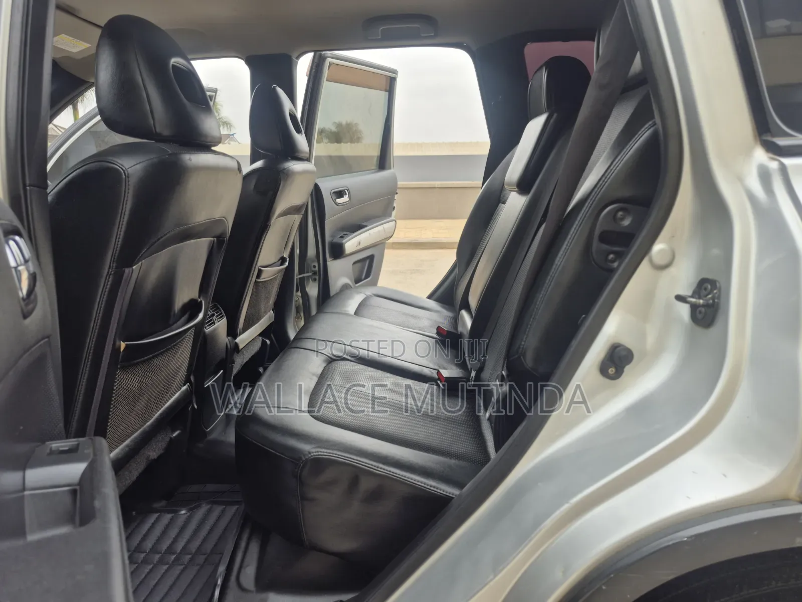 Nissan X-Trail 2.0 Petrol XE 2011 Silver