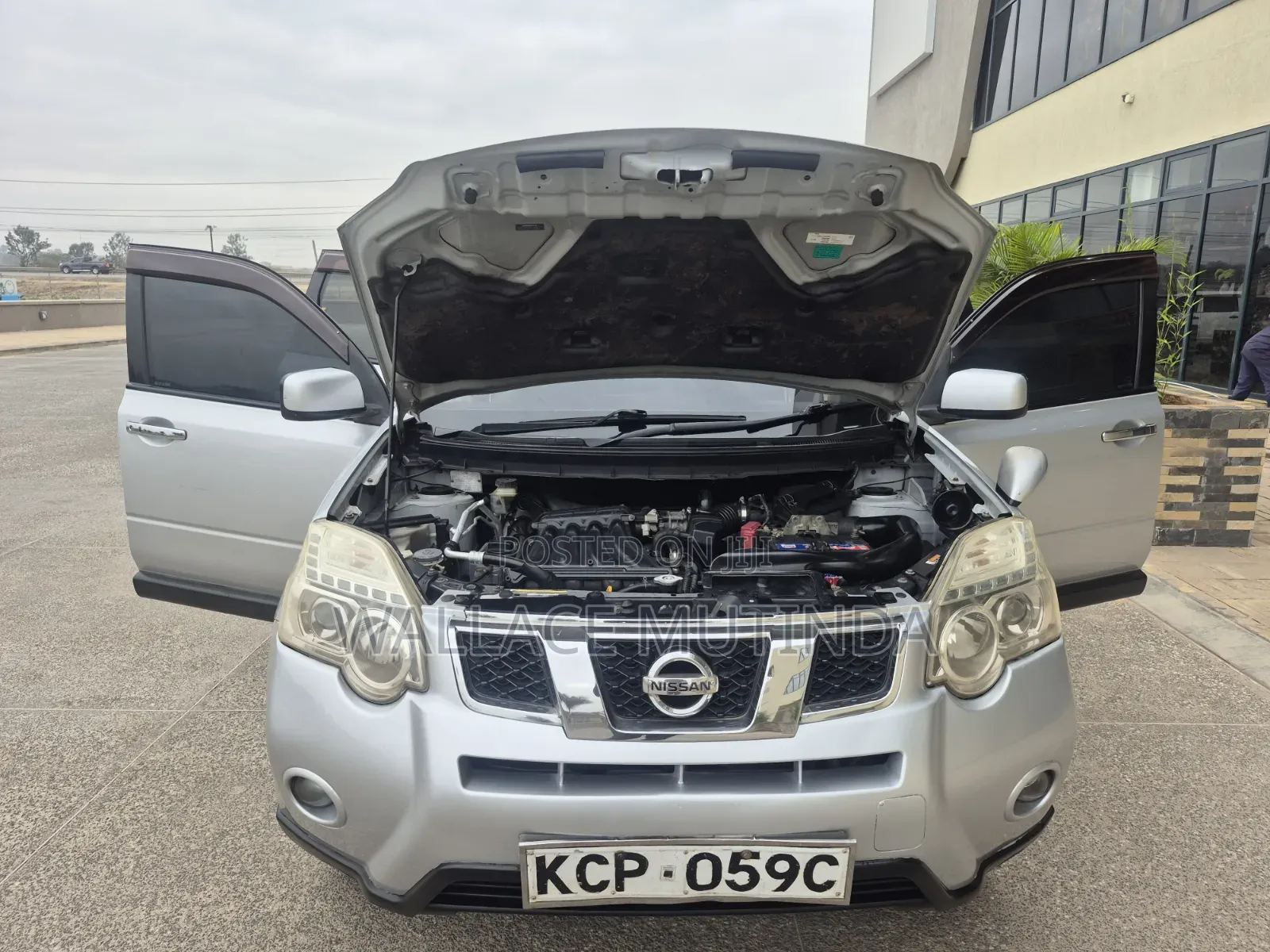 Nissan X-Trail 2.0 Petrol XE 2011 Silver