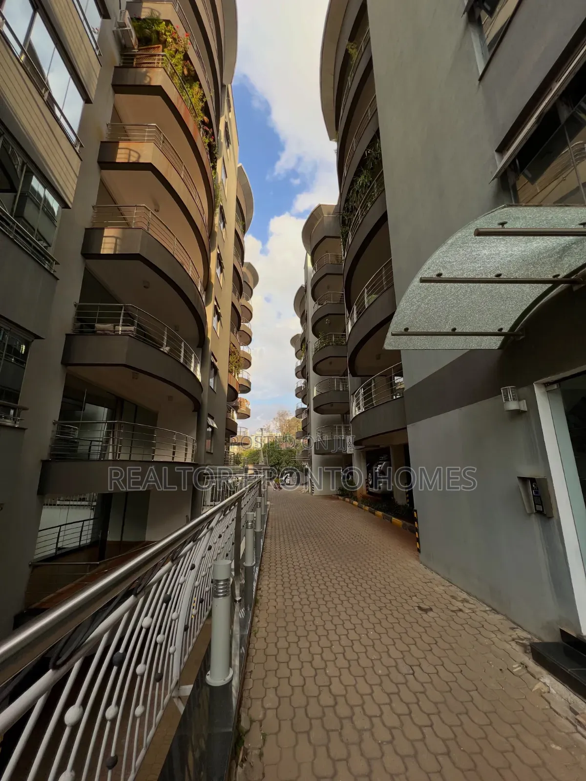 3bdrm Apartment in Riverside Drive for rent
