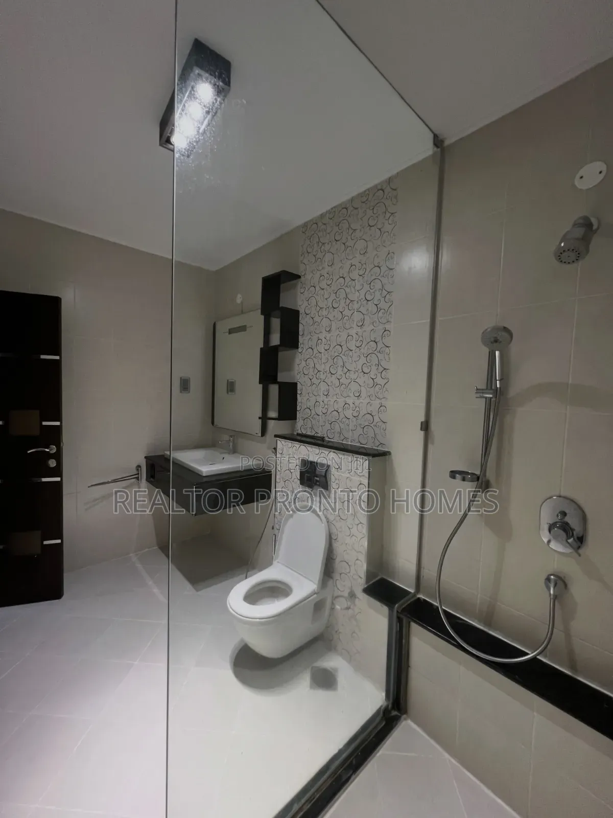 3bdrm Apartment in Riverside Drive for rent