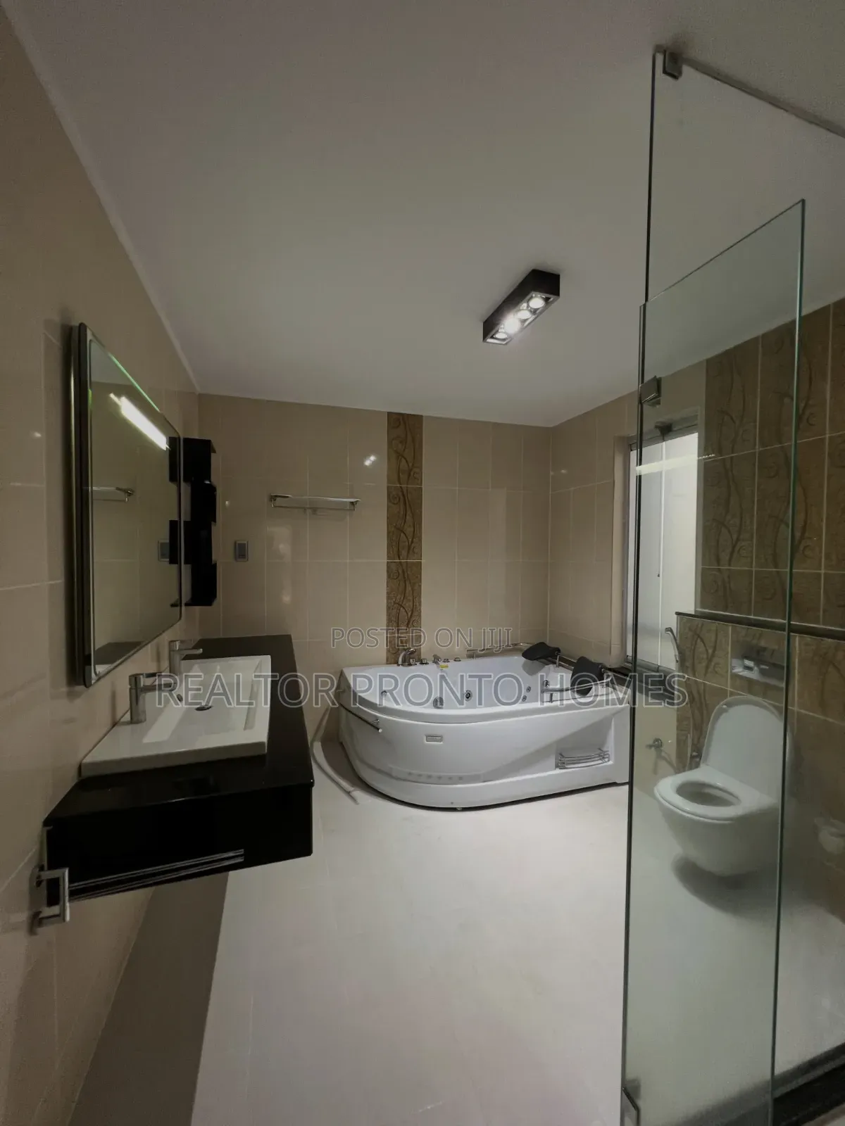 3bdrm Apartment in Riverside Drive for rent