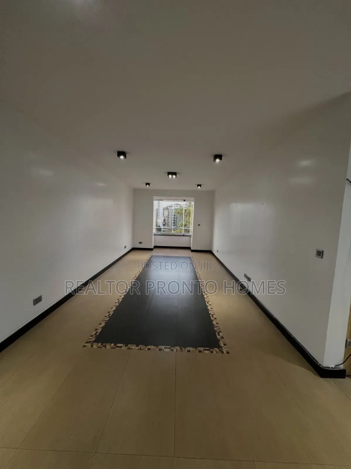 3bdrm Apartment in Riverside Drive for rent