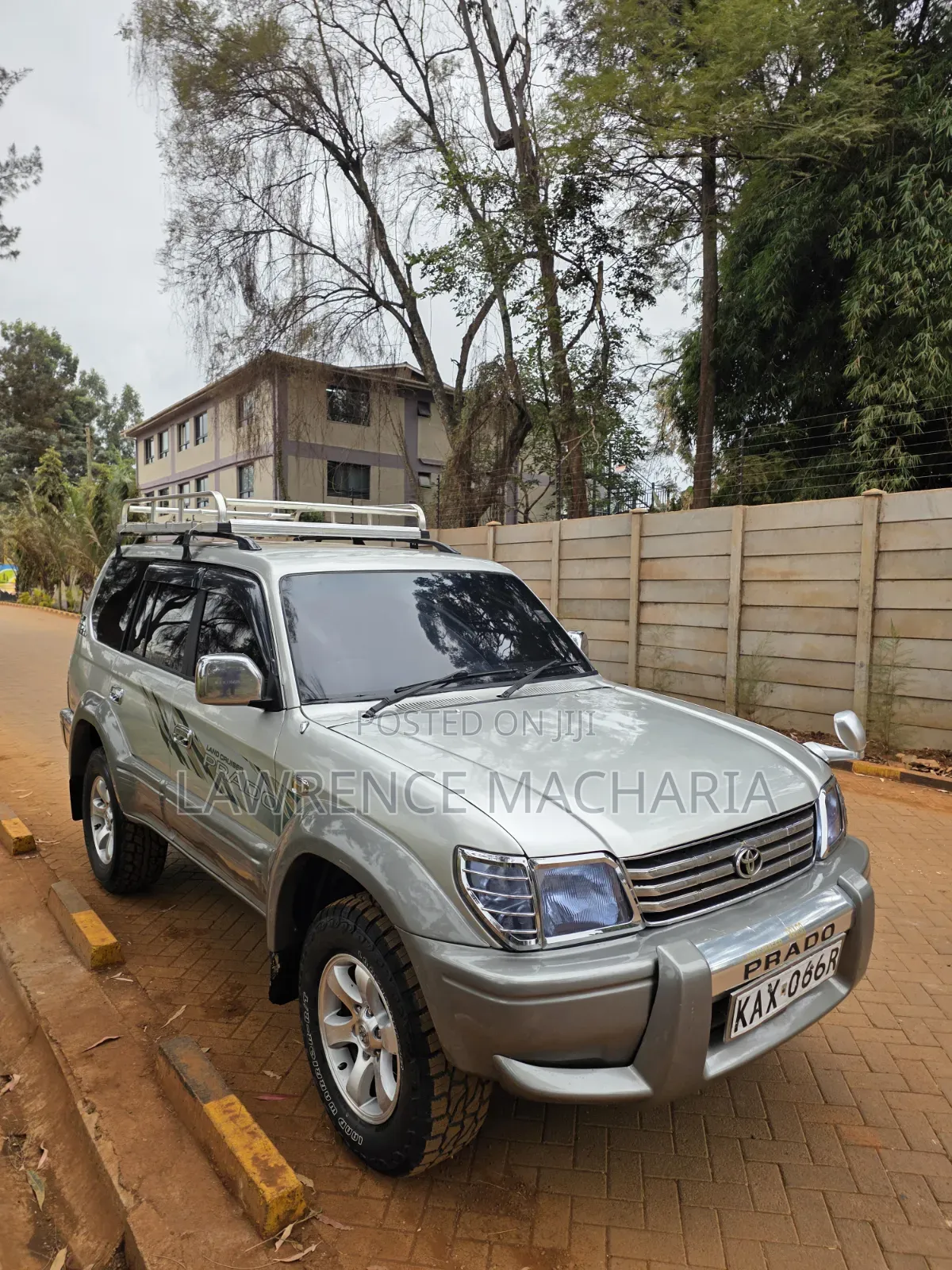 Toyota Land Cruiser Prado 2002 Silver