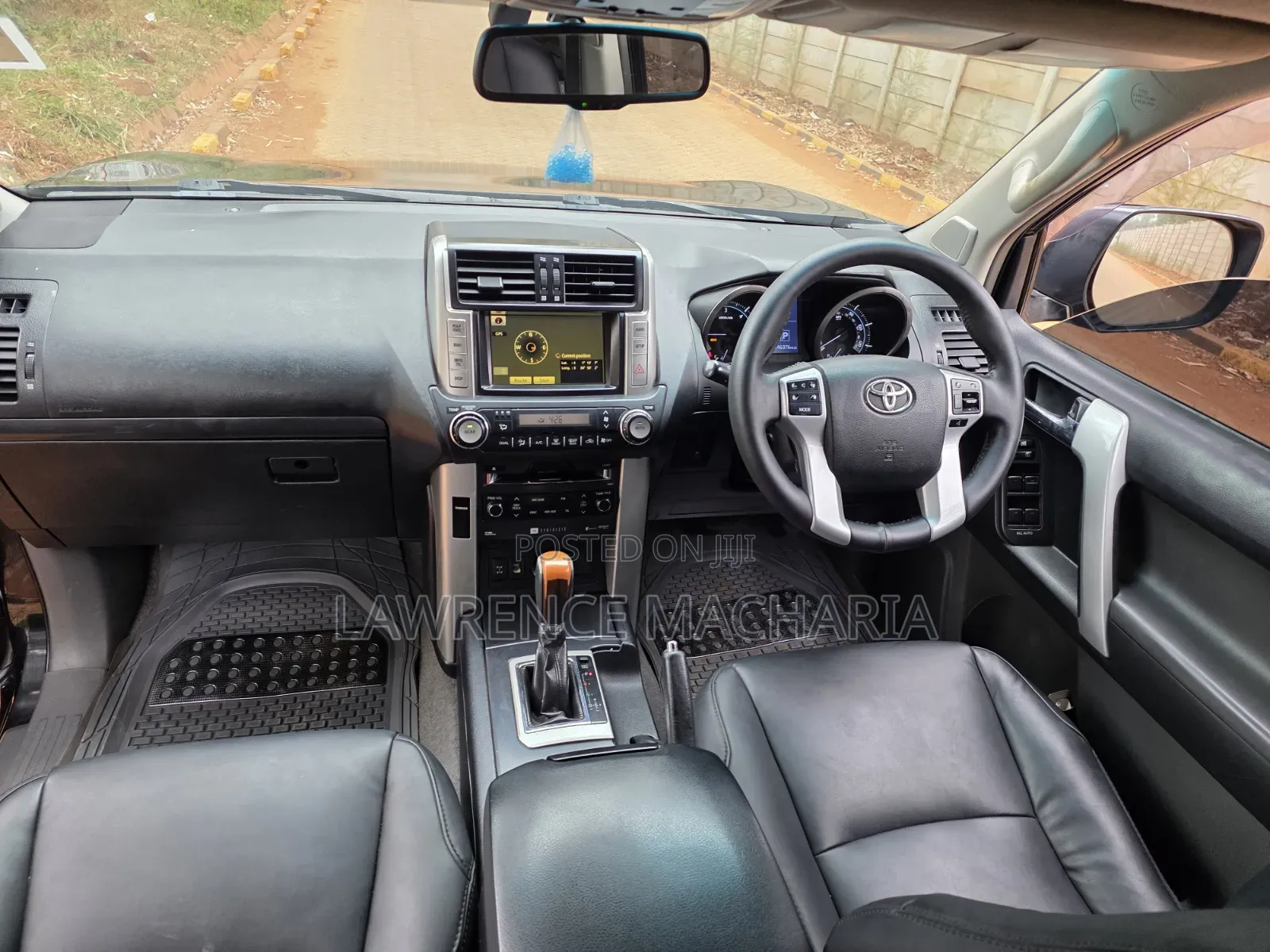 Toyota Land Cruiser Prado 2011 Black