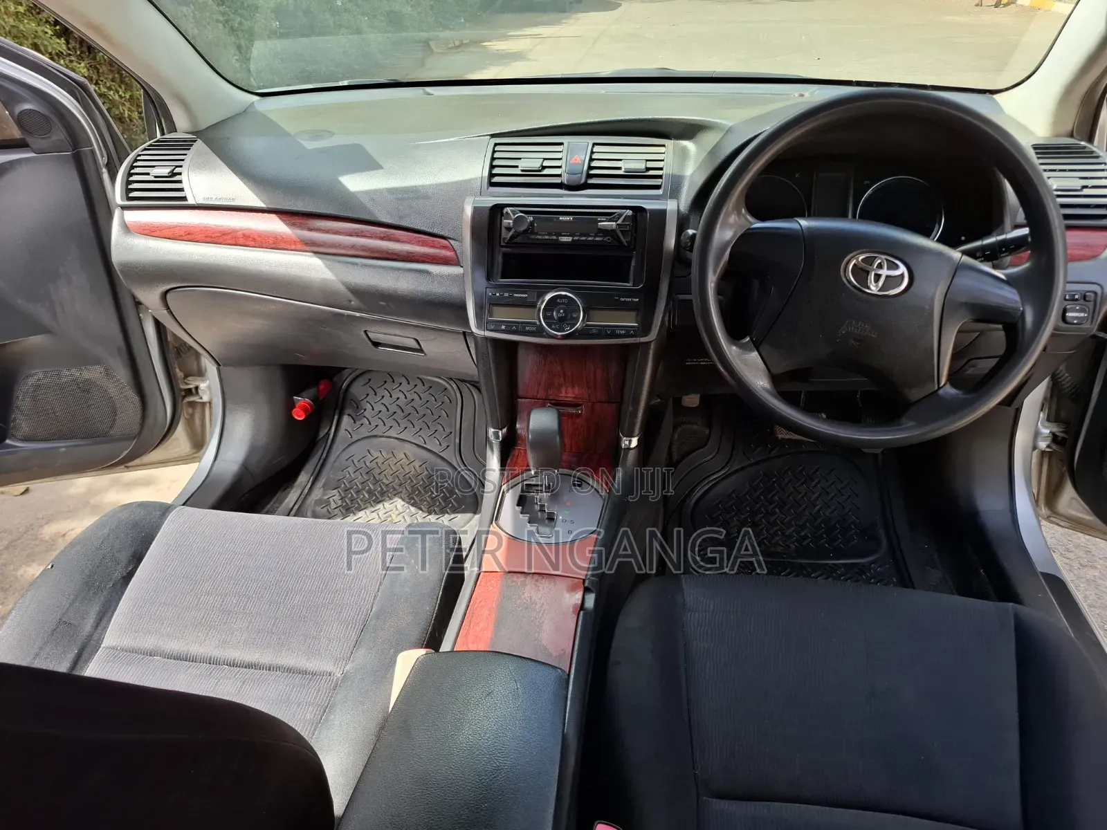 Toyota Allion 2025 Silver
