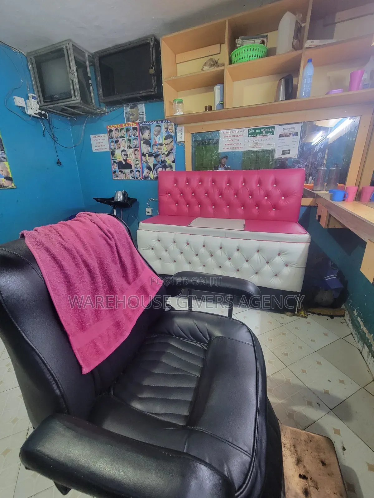 KinyozI on Sale