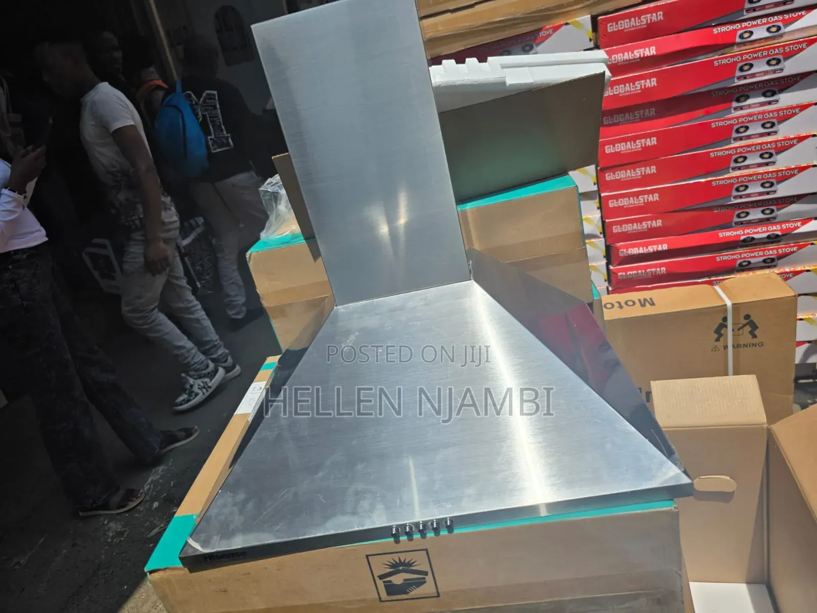 Hisense 60cm Cooker Hood With Pyramid Chimney