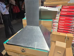 Hisense 90CM HHO90TASS Built-in Pyramid Chimney Hood