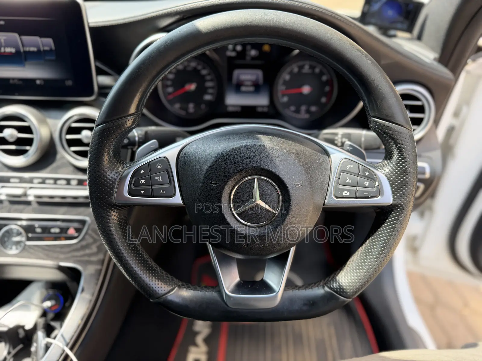Mercedes-Benz C200 2015 White