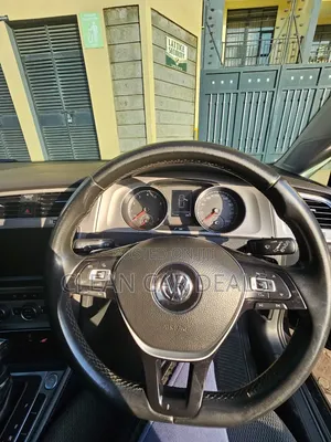 Volkswagen Golf 2016 Black