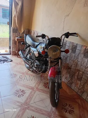 TVS HLX 125 2019 Black