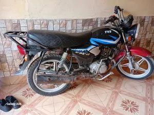 TVS HLX 125 2019 Black