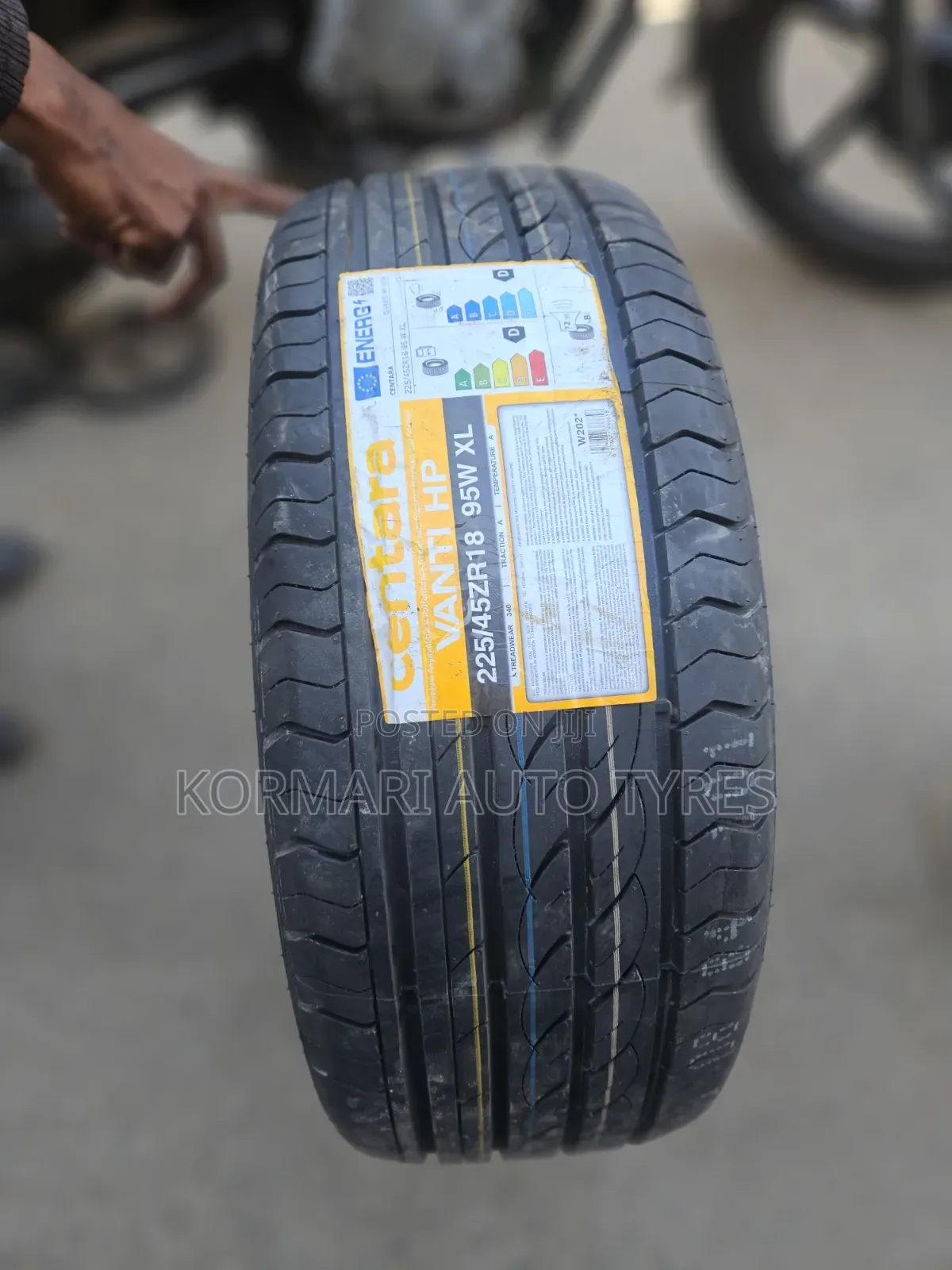225/45r18 Centara Tyre