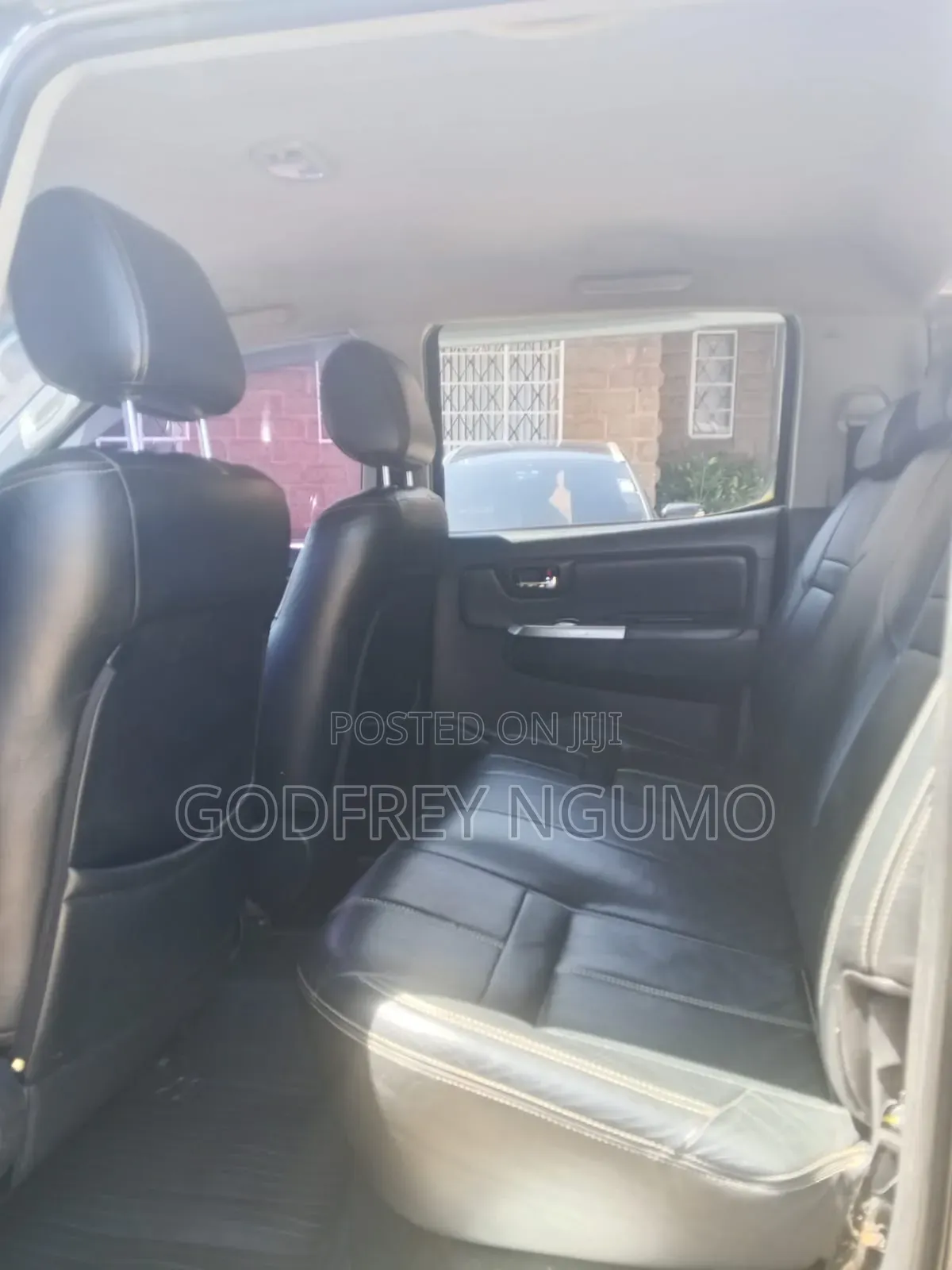 Toyota Hilux 2015 Black