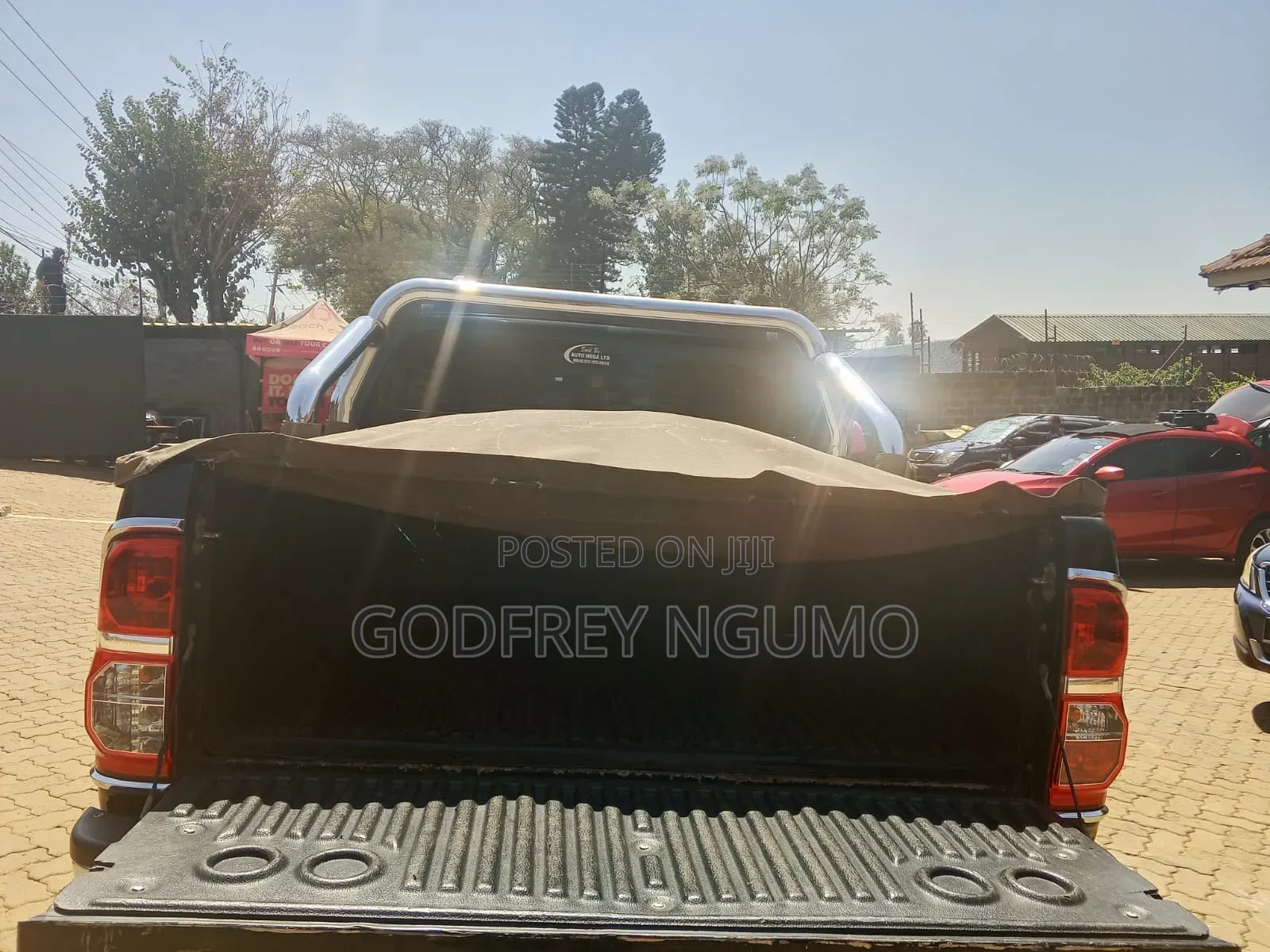 Toyota Hilux 2015 Black