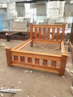 Classic Slatted Solid Wood Bed
