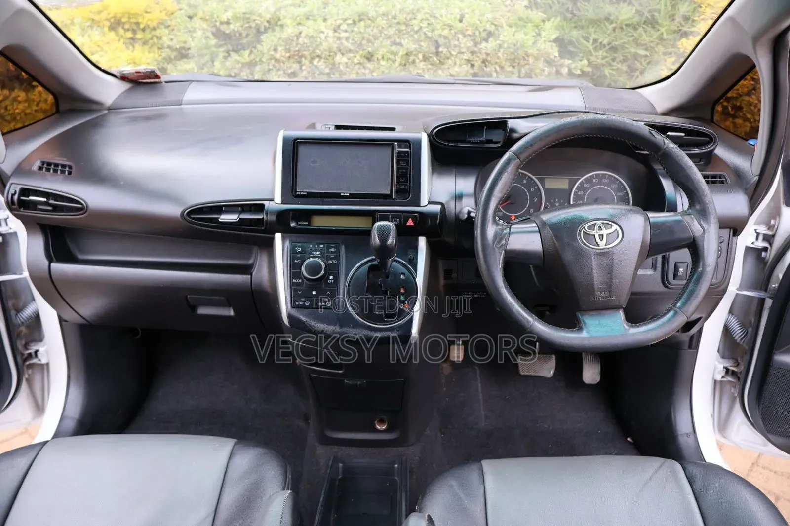 Toyota Wish 2010 White