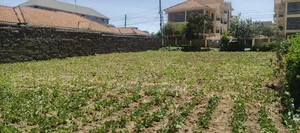 1/4 Acre in Naka Estate.
