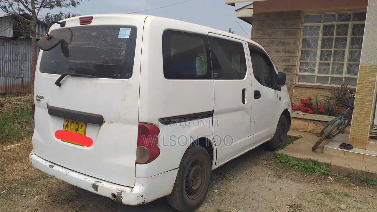 Nissan NP200 2012 White