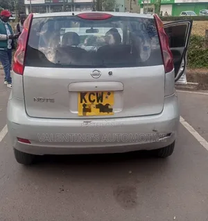 Nissan Note 2011 Silver