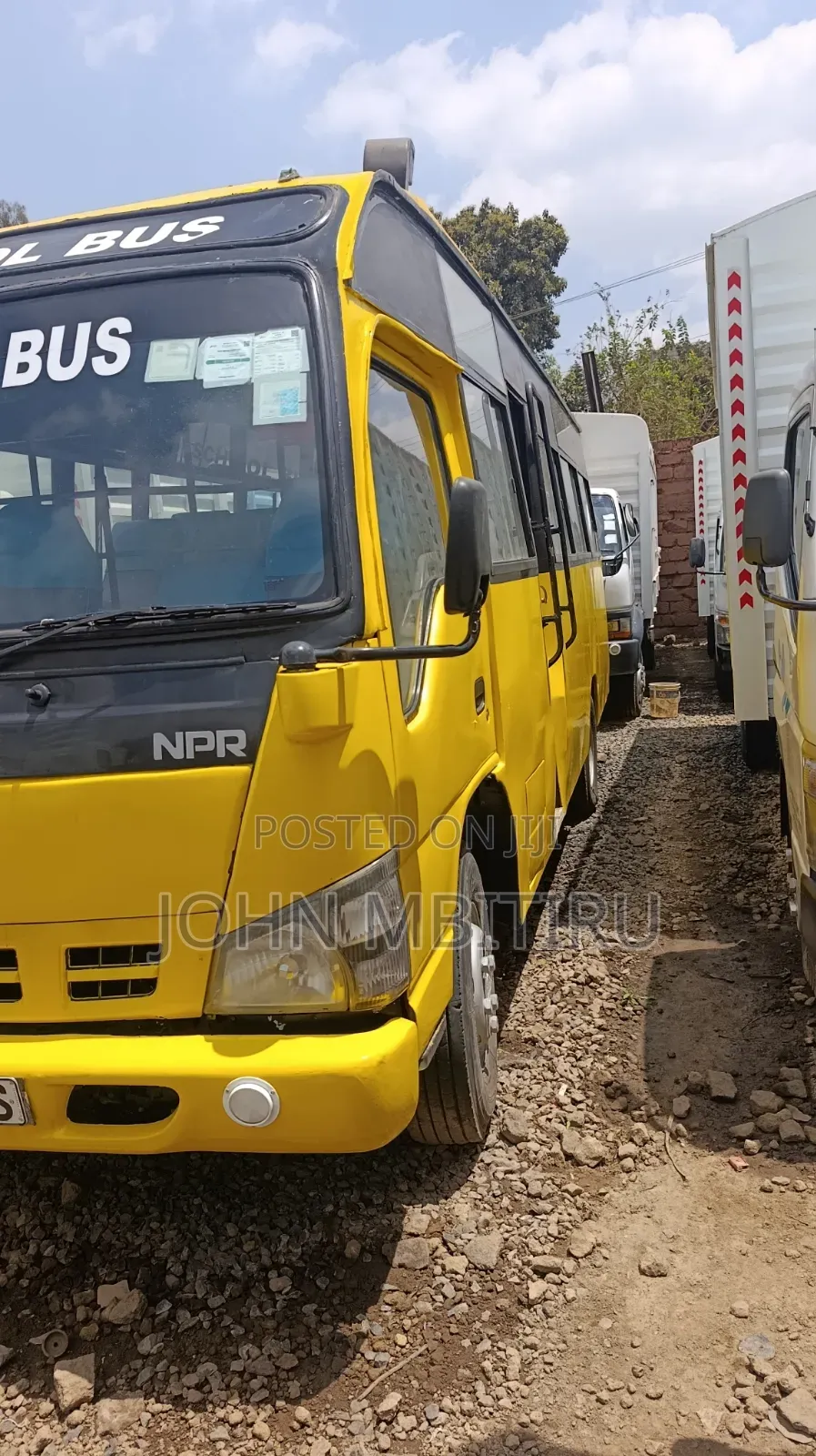 Isuzu NQR 2008 Yellow
