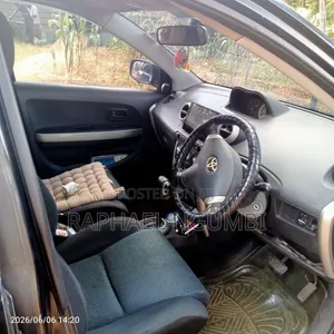 Toyota IST 2007 Black