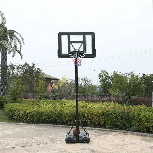 🏀 Adjustable Basketball Hoop
