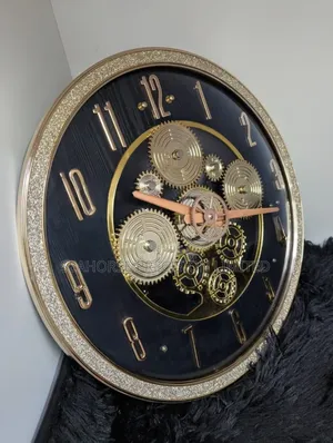 Elegant Luxury Wall Clock – Gold & Silver Gear Design