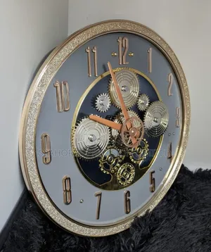 Elegant Luxury Wall Clock – Gold & Silver Gear Design