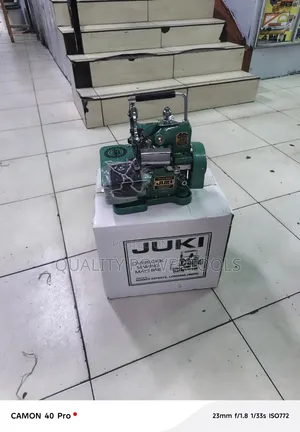 Overlock Sewing Machine-Efficient