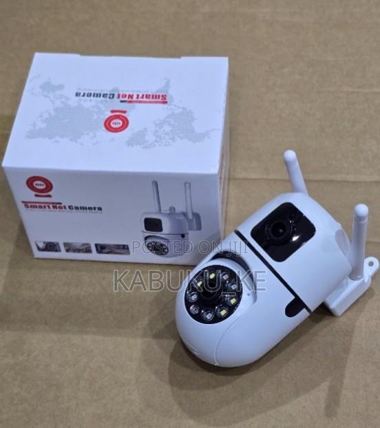 Dual Lens Home Wifi Camera Bulb Camera Wall Mount